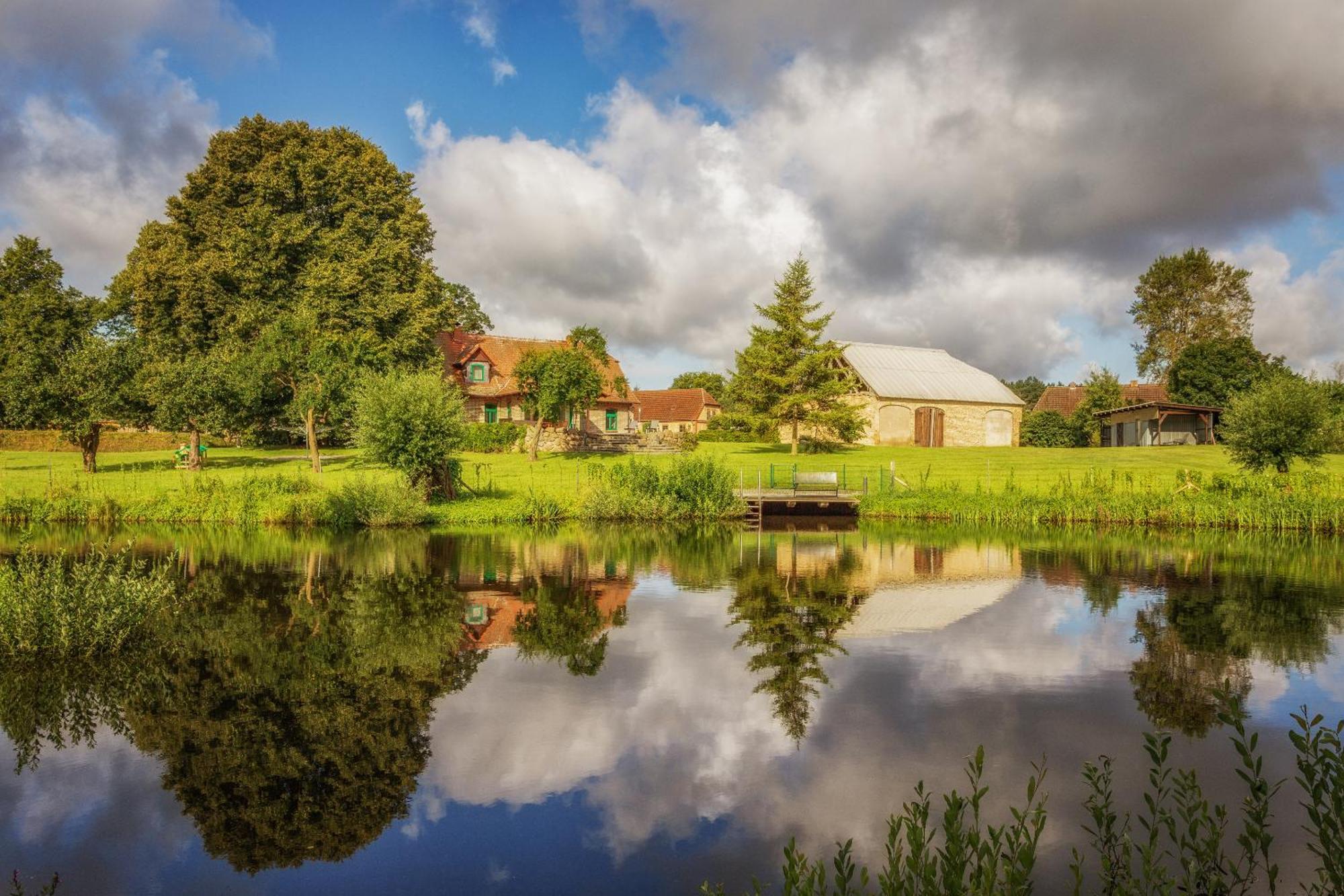 J1 Idyllisches Ferienhaus Mit Seeblick Julchendorf Экстерьер фото